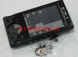 Сменная панель для SonyEricsson W995 черный